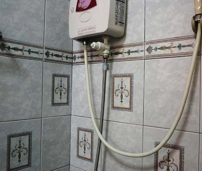 펜션 The Celtic Inn Guest House