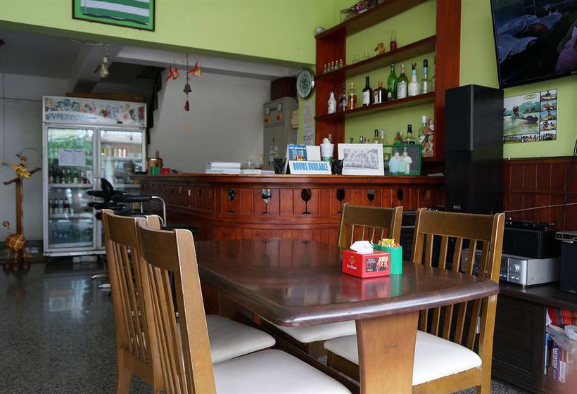 펜션 The Celtic Inn Guest House