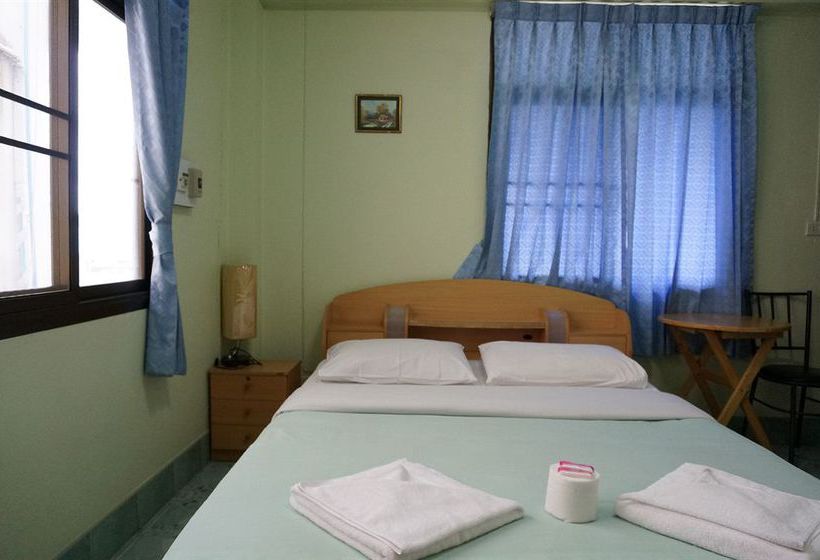 펜션 The Celtic Inn Guest House