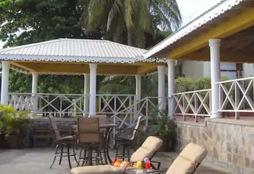 استراحتگاه Paradise Beach