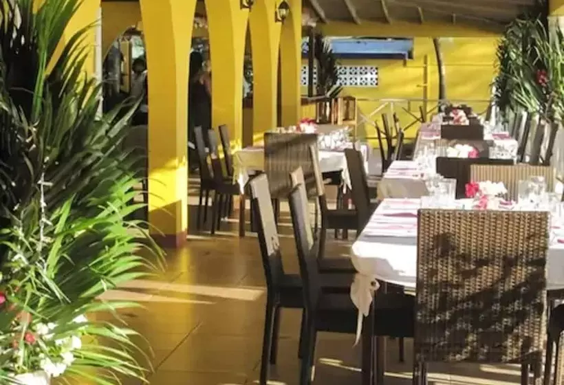 استراحتگاه Paradise Beach