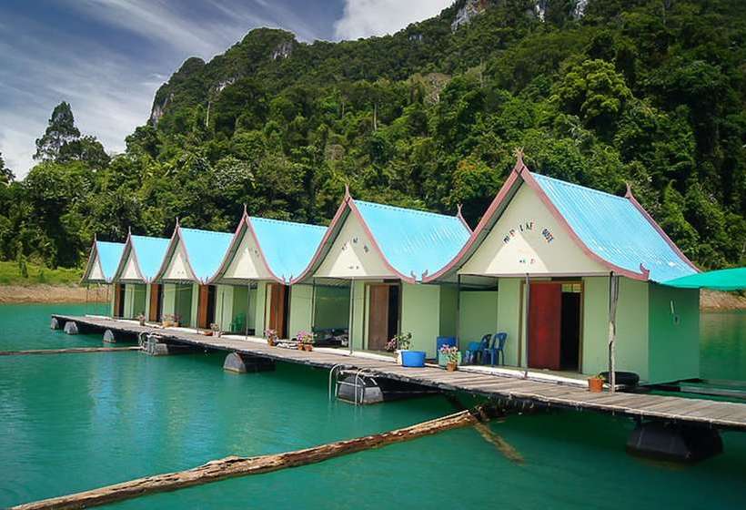 Курорт Smiley Lakehouse