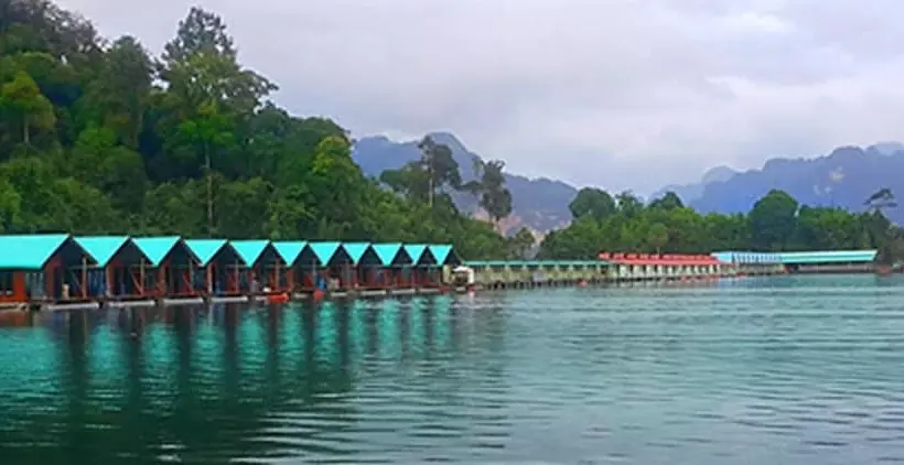 リゾートホテル Smiley Lakehouse