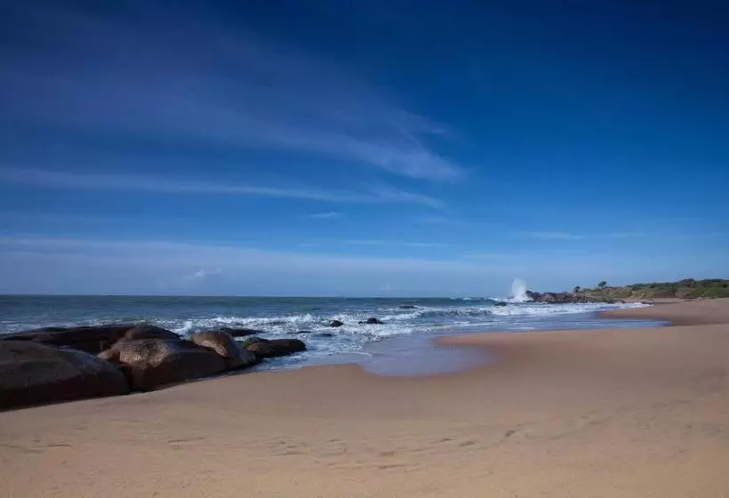 استراحتگاه Uga Chena Huts   Yala   All Inclusive
