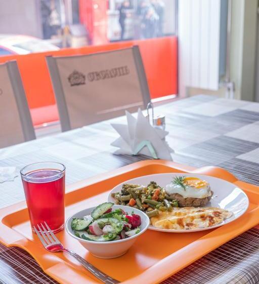 ユースホステル хостел птица