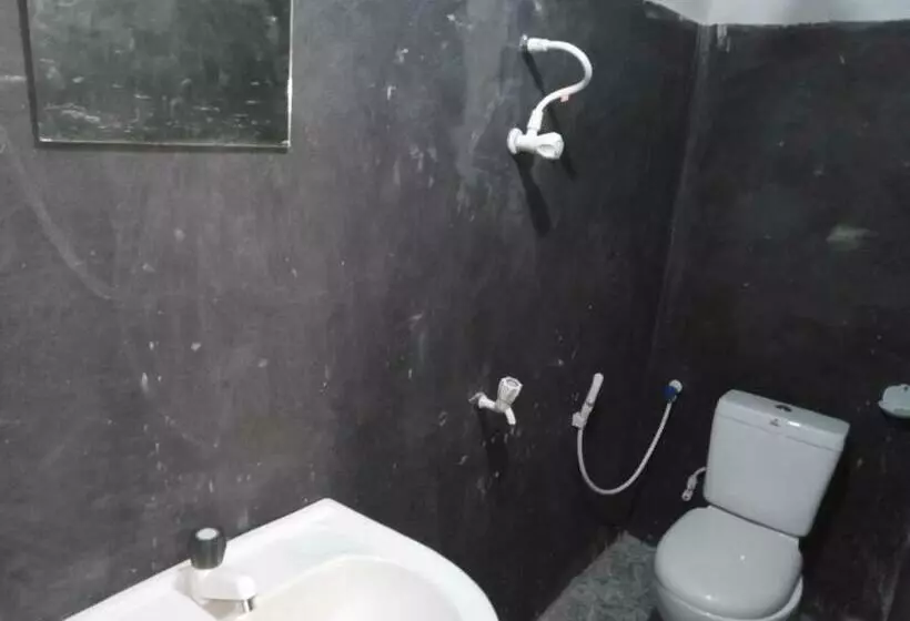 Aamiaismajoitus (B&B) Myro Cottage