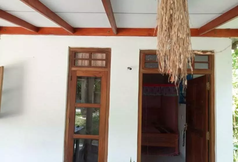 Aamiaismajoitus (B&B) Myro Cottage