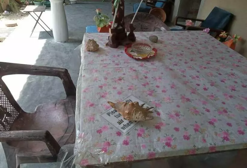 Aamiaismajoitus (B&B) Myro Cottage