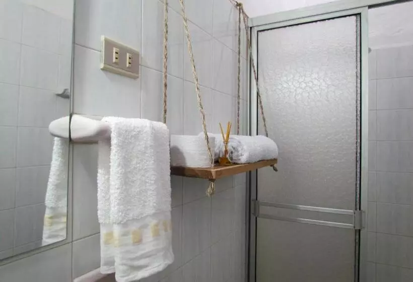 ホテル Hostal Casa Yerbabuena