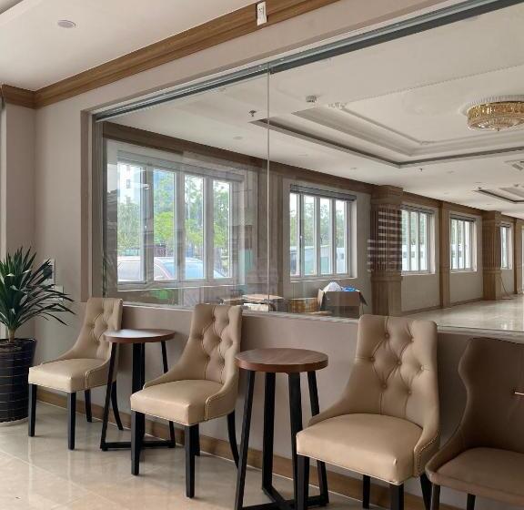 هتل Ho Tram Golden