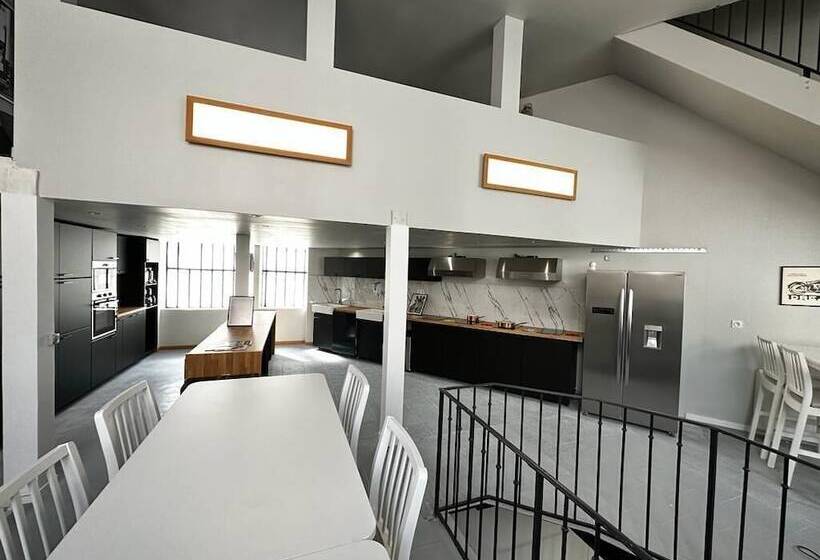 Silk & Suites City Center