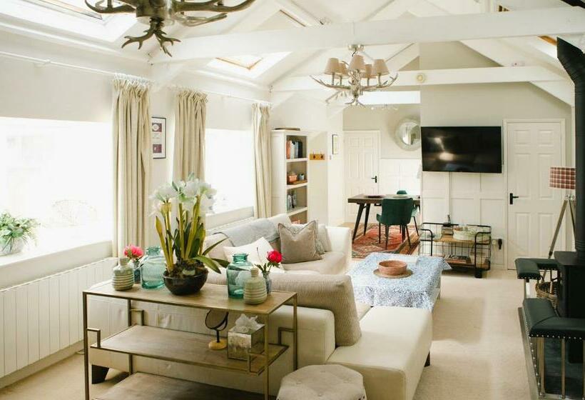 Bed and Breakfast Wellies & Waves