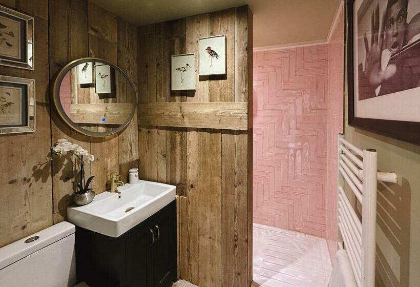 Bed and Breakfast Wellies & Waves