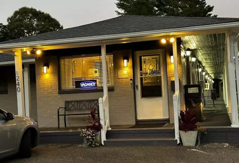 ホテル Bea S Parkway Inn