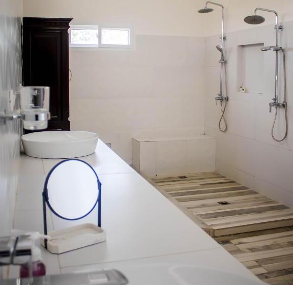 هتل Cocoview Valle De Angeles