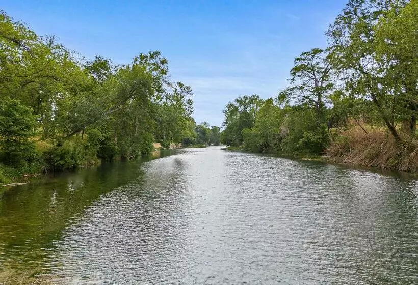 Hotelli Hacienda Del Rio
