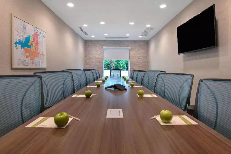 ホテル Home2 Suites By Hilton Fayetteville North