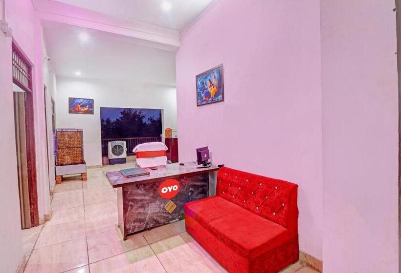 호텔 Oyo Flagship 81170 Choice Guest House