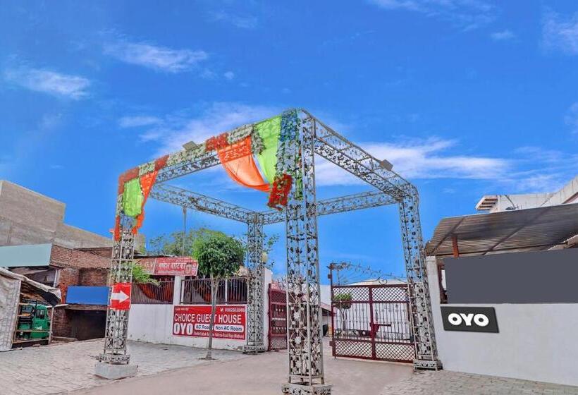 호텔 Oyo Flagship 81170 Choice Guest House