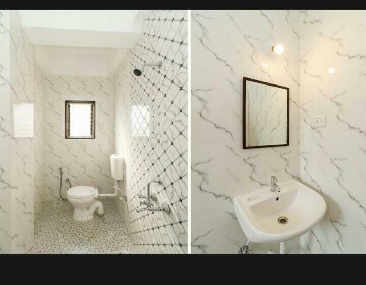 Panzió Altrude Villa Guest House Near Candolim Beach