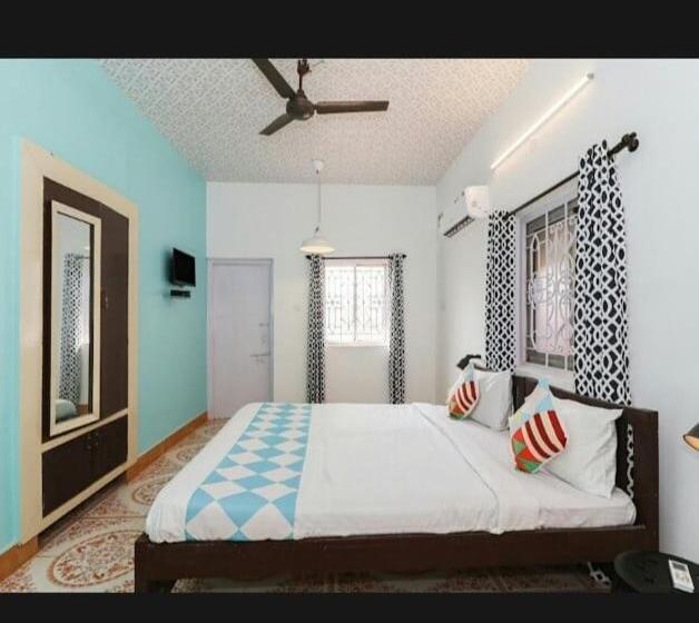 Panzió Altrude Villa Guest House Near Candolim Beach