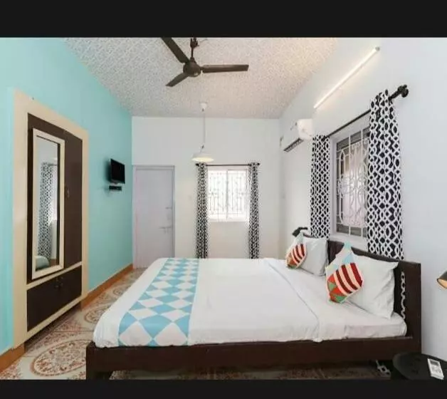 ペンション Altrude Villa Guest House Near Candolim Beach