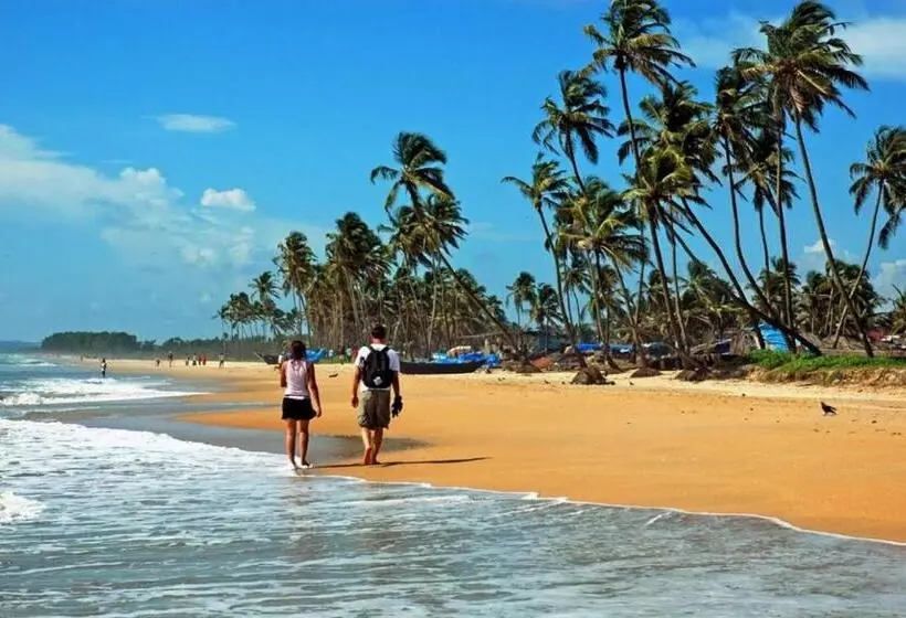 ペンション Altrude Villa Guest House Near Candolim Beach