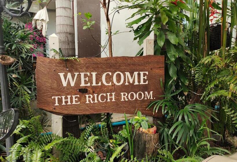 The Rich Room ห้องพักนครราชสีมา