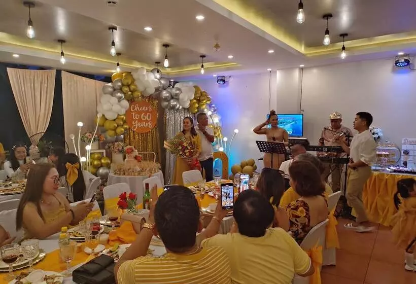 Bakawan Hideaway Resort And Restaurant