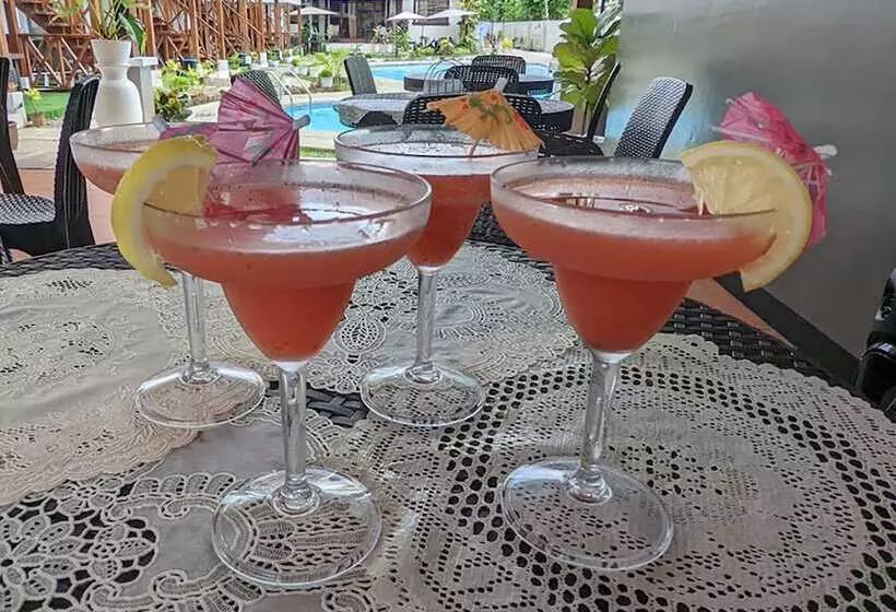 Bakawan Hideaway Resort And Restaurant