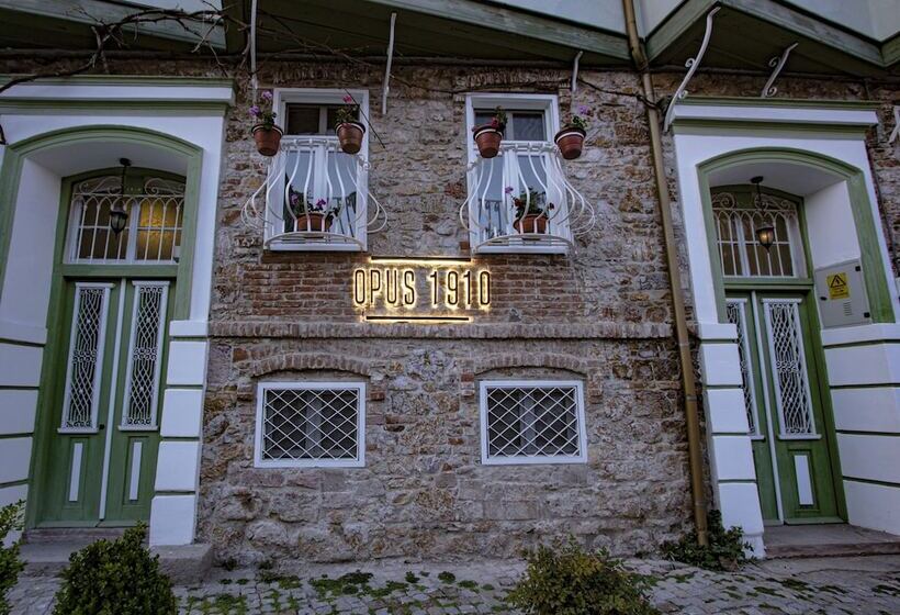Opus 1910 Otel