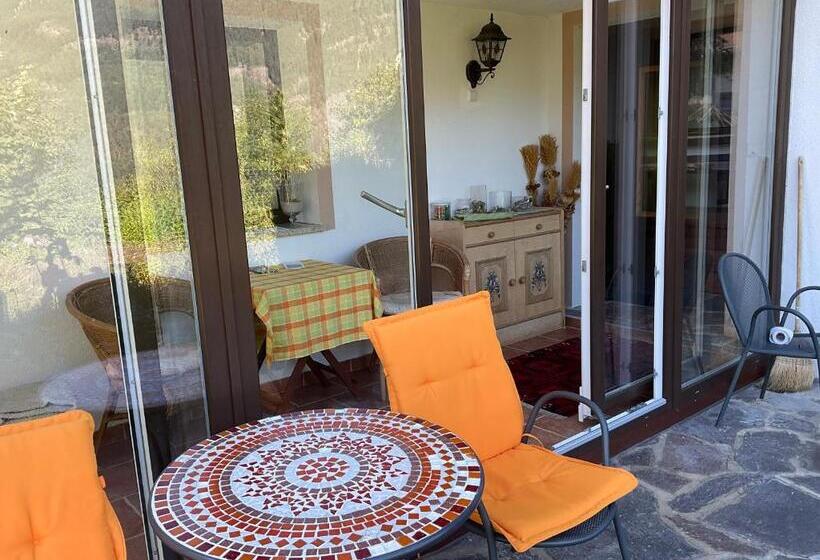 پانسیون Double Room With A Kitchenette In A Beautiful Surrounding