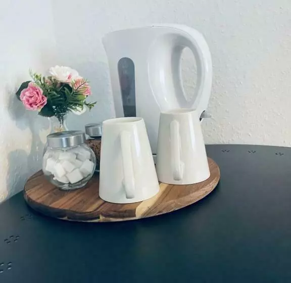 Pensió Ii Comfortable Room, Shared House