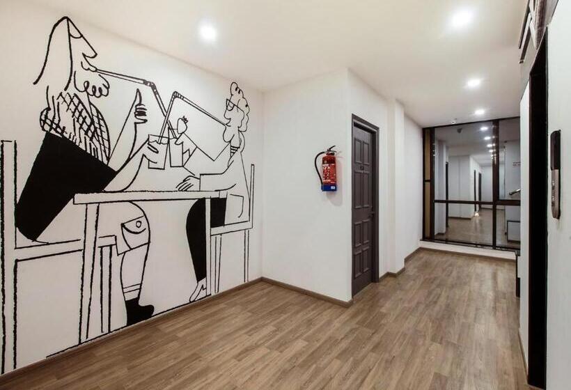 호텔 Collection O 811307  Gold Inn