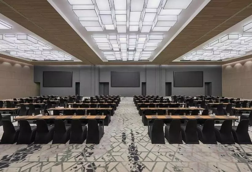 هتل Courtyard By Marriott Melaka