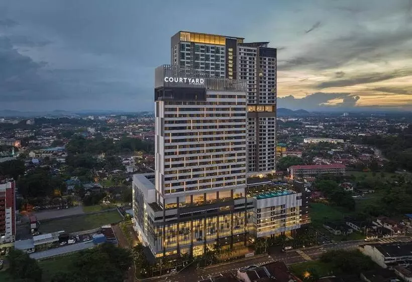 هتل Courtyard By Marriott Melaka