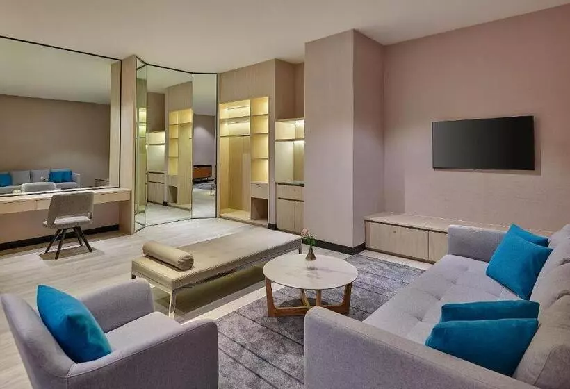 هتل Courtyard By Marriott Melaka