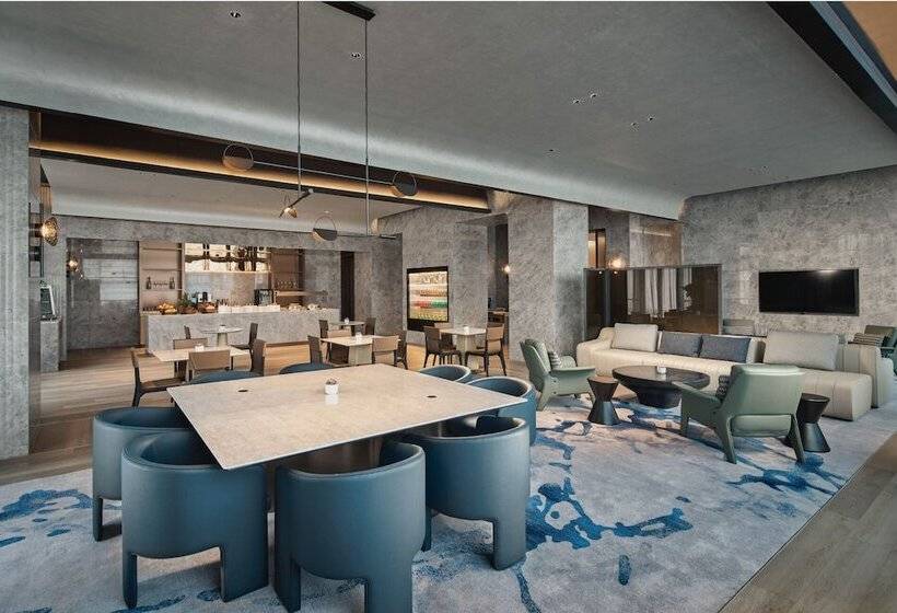 Отель Crowne Plaza Hangzhou Riverside, An Ihg