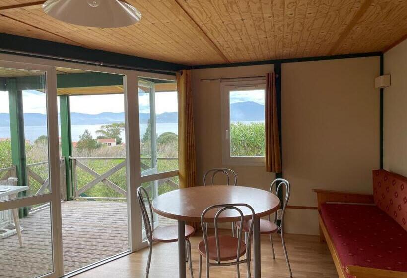 בית מלון כפרי Lavallee