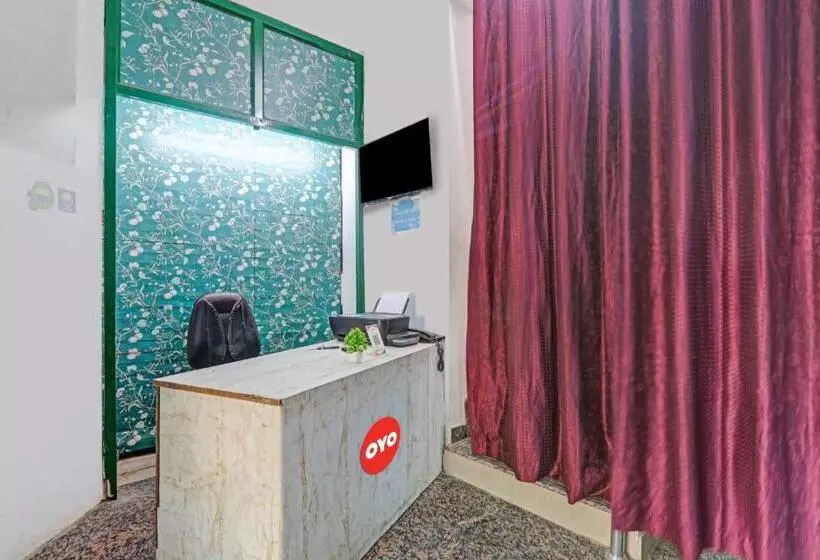 ホテル Oyo Flagship 81099 Shri Niketan