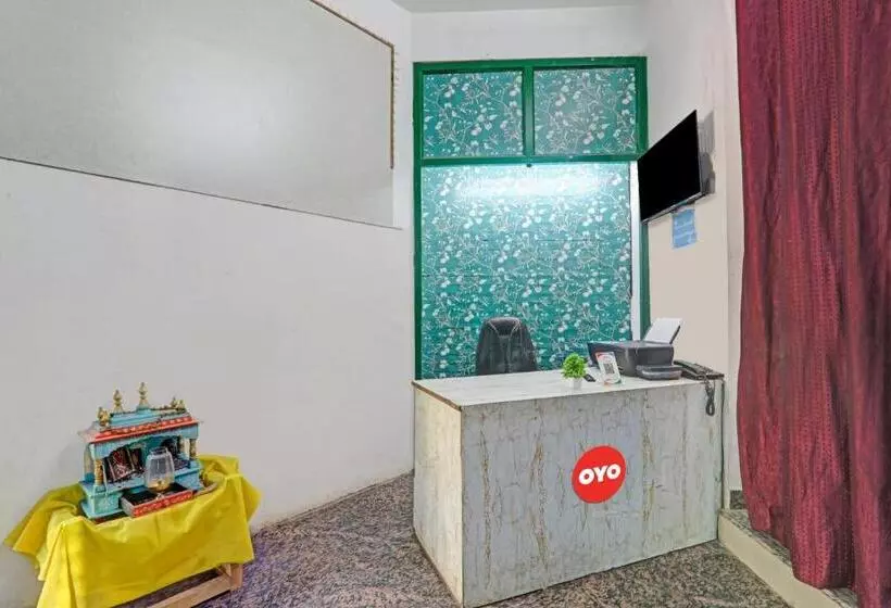 ホテル Oyo Flagship 81099 Shri Niketan