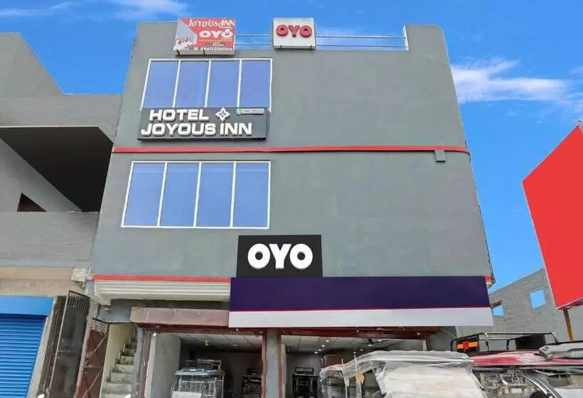 Hotelli Oyo Flagship 81112 Joy