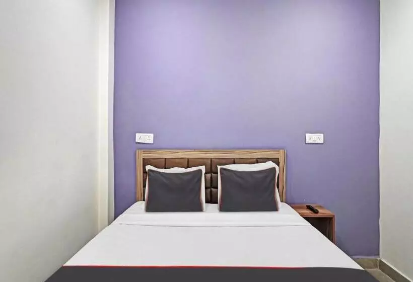 Hotelli Oyo Flagship 81112 Joy