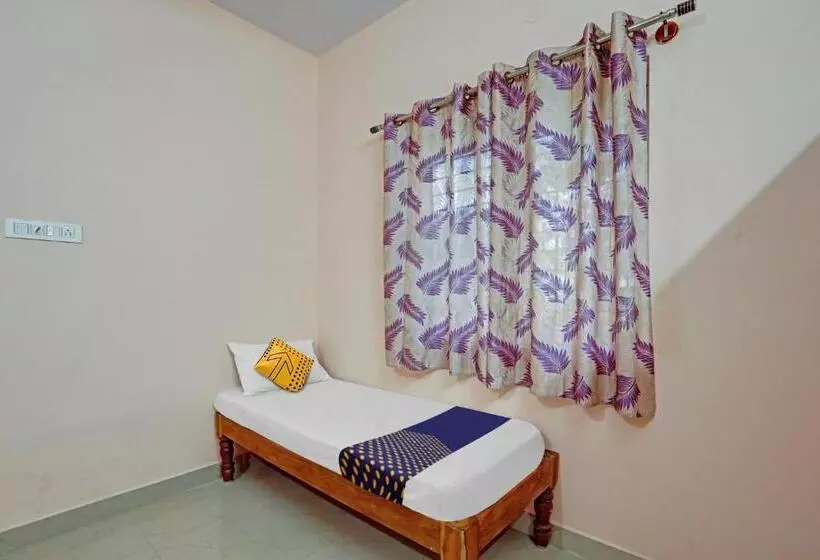 ホテル Spot On 81069 New Mysore Stays