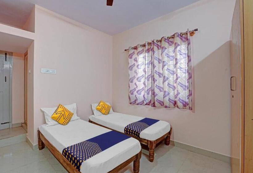 Hotelli Spot On 81069 New Mysore Stays