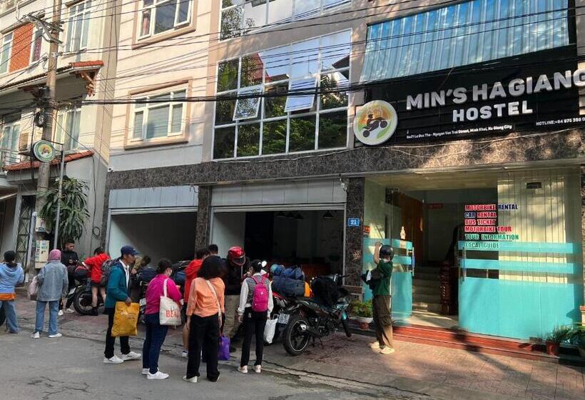 Min S Ha Giang Hostel