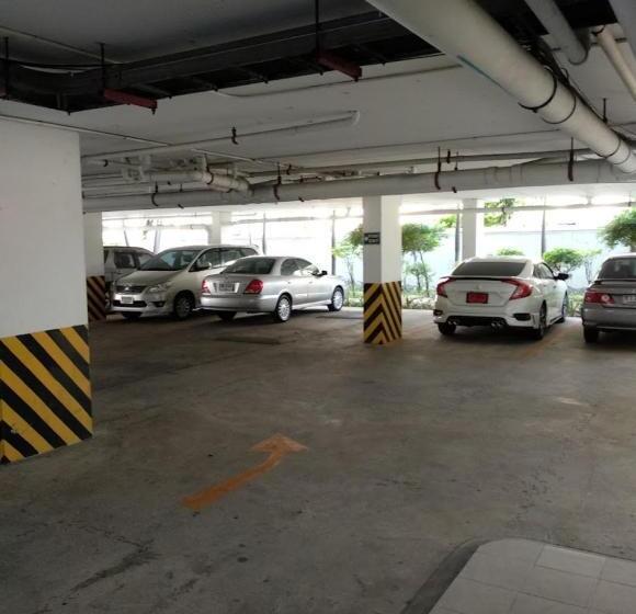 Pension Neo2 Condo Jomtrin Beach