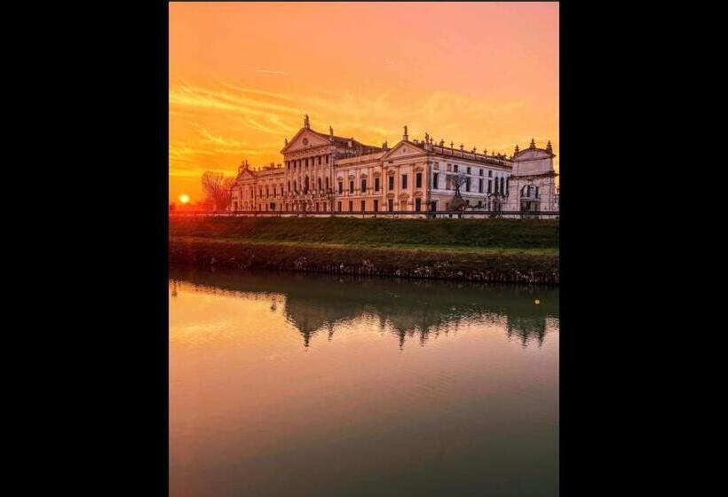 Пансион Villa Nadia