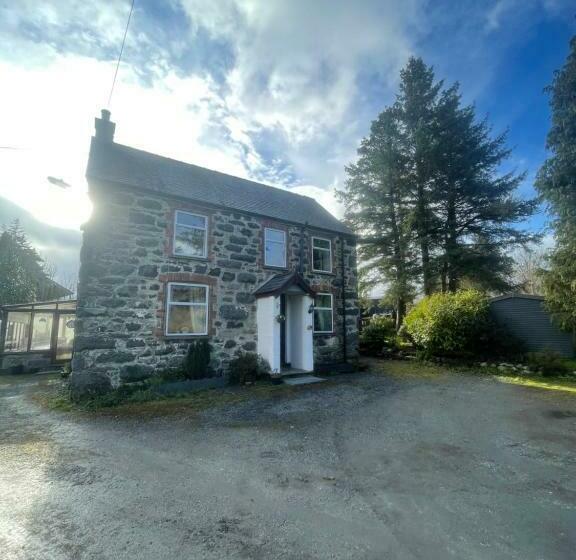 Rhydydefaid Bed And Breakfast, Guesthouse In Frongoch, Snowdonia