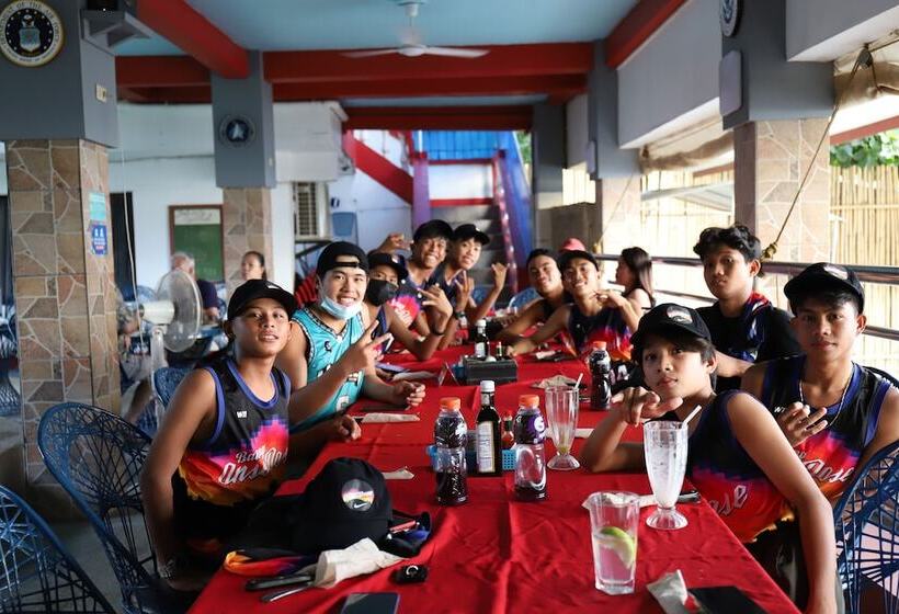 Hotel Arizona Beach Resort, Subic Bay, Philippines 2200